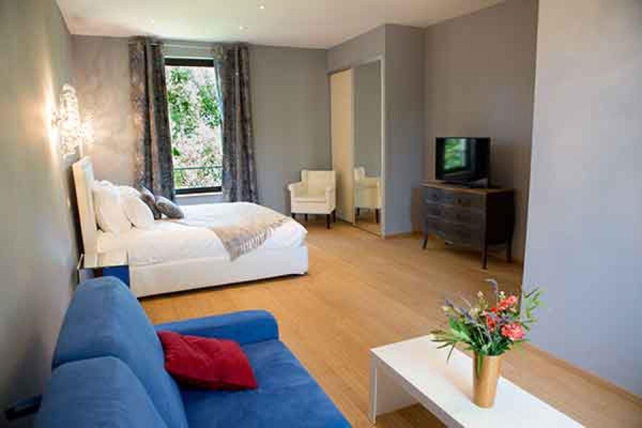 Domaine Du Prieure D'Estagel Chambres D'Hotes Saint-Gilles  Dış mekan fotoğraf
